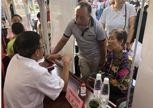 中国农村人口多少_我国农村人口数量占全国人口数-调研农村受教育水平,助推(3)